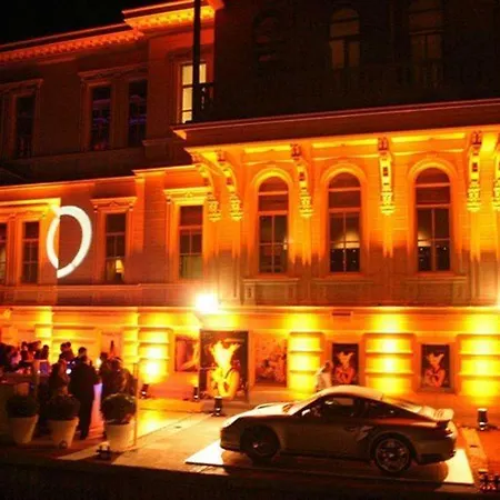 Hotel A Ija Asia *